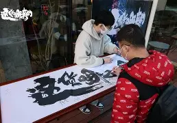 中欧娱乐网站-包含转折点！摩纳哥复出首秀；英超冲刺阶段攻防权衡；媒体盛赞；赛程密集仍需轮换的词条